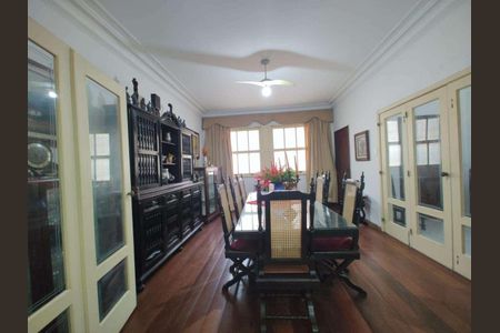 Apartamento à venda com 286m², 3 quartos e sem vaga