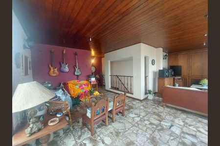 Apartamento à venda com 185m², 3 quartos e sem vaga