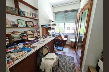 Apartamento à venda com 184m², 4 quartos e 1 vaga
