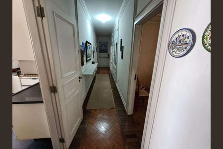 Apartamento à venda com 184m², 4 quartos e 1 vaga