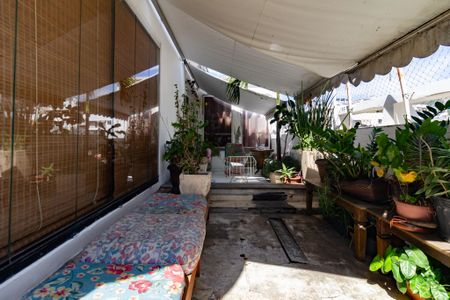 Apartamento à venda com 200m², 3 quartos e sem vaga Apartamento à venda com 200m², 3 quartos e sem vagaÁrea gourmet