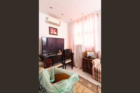 Apartamento à venda com 200m², 3 quartos e sem vaga Apartamento à venda com 200m², 3 quartos e sem vagaEscritório