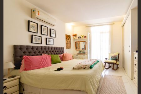 Apartamento à venda com 200m², 3 quartos e sem vaga Apartamento à venda com 200m², 3 quartos e sem vagaQuarto 3