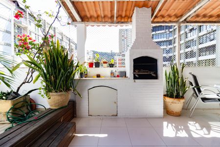 Apartamento à venda com 200m², 3 quartos e sem vaga Apartamento à venda com 200m², 3 quartos e sem vagaChurrasqueira