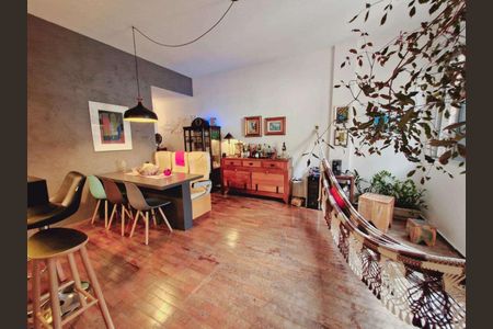 Apartamento à venda com 97m², 2 quartos e 1 vaga