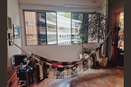 Apartamento à venda com 97m², 2 quartos e 1 vaga