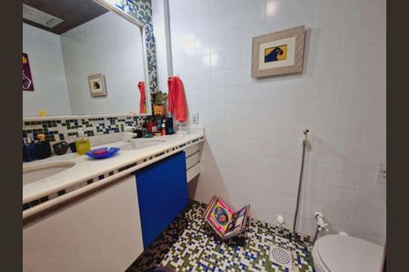 Apartamento à venda com 97m², 2 quartos e 1 vaga