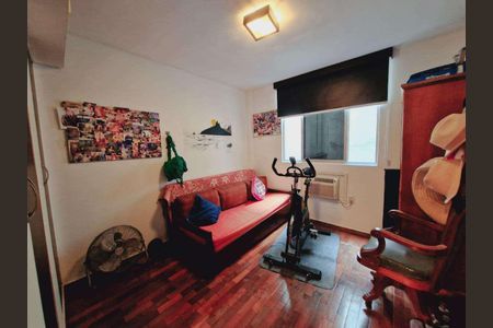 Apartamento à venda com 97m², 2 quartos e 1 vaga