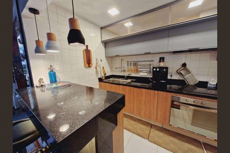 Apartamento à venda com 97m², 2 quartos e 1 vaga