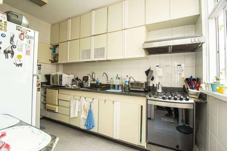 Apartamento à venda com 140m², 3 quartos e 1 vaga