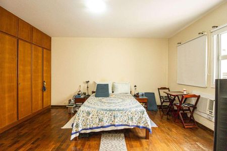 Apartamento à venda com 140m², 3 quartos e 1 vaga