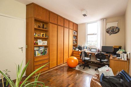 Apartamento à venda com 140m², 3 quartos e 1 vaga