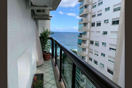 Apartamento à venda com 121m², 2 quartos e 2 vagas