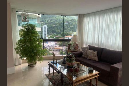 Apartamento à venda com 121m², 2 quartos e 2 vagas