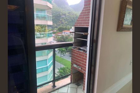 Apartamento à venda com 121m², 2 quartos e 2 vagas