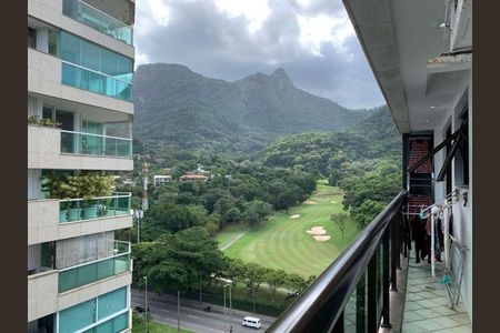 Apartamento à venda com 121m², 2 quartos e 2 vagas