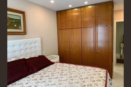 Apartamento à venda com 121m², 2 quartos e 2 vagas