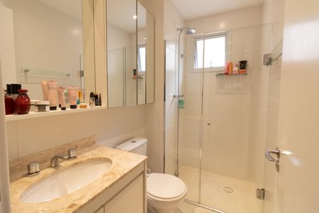 Apartamento à venda com 87m², 3 quartos e 2 vagas Apartamento à venda com 87m², 3 quartos e 2 vagasBanheiro da Suíte
