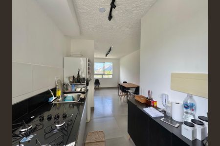 Apartamento à venda com 43m², 2 quartos e 1 vaga Apartamento à venda com 43m², 2 quartos e 1 vagaCozinha e Área de Serviço