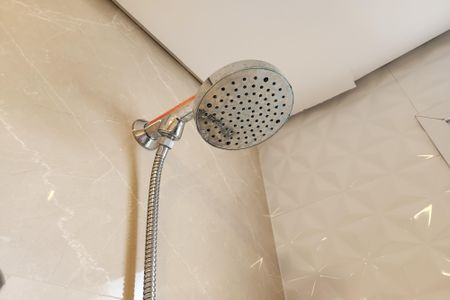 Apartamento à venda com 130m², 3 quartos e 2 vagas Apartamento à venda com 130m², 3 quartos e 2 vagasBanheiro da Suíte 1