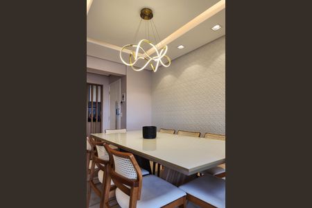 Apartamento à venda com 130m², 3 quartos e 2 vagas Apartamento à venda com 130m², 3 quartos e 2 vagasSala