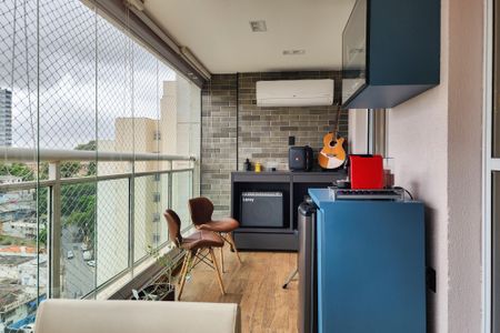 Apartamento à venda com 130m², 3 quartos e 2 vagas Apartamento à venda com 130m², 3 quartos e 2 vagasVaranda Gourmet