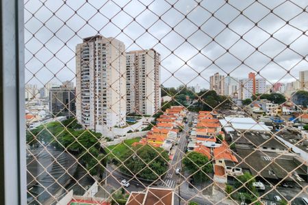 Apartamento à venda com 130m², 3 quartos e 2 vagas Apartamento à venda com 130m², 3 quartos e 2 vagasVista da Suíte 1