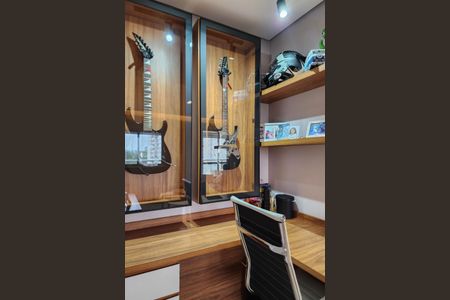 Apartamento à venda com 130m², 3 quartos e 2 vagas Apartamento à venda com 130m², 3 quartos e 2 vagasEscritório