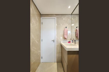 Apartamento à venda com 130m², 3 quartos e 2 vagas Apartamento à venda com 130m², 3 quartos e 2 vagasBanheiro da Suíte 1