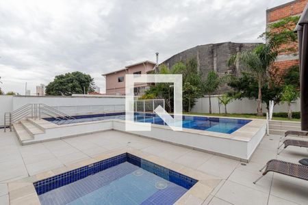 Apartamento à venda com 67m², 2 quartos e 1 vaga Apartamento à venda com 67m², 2 quartos e 1 vagaPiscina