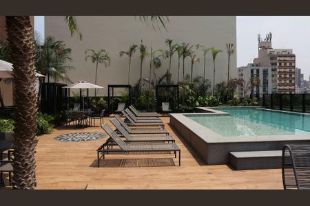 Apartamento à venda com 164m², 3 quartos e 2 vagas Apartamento à venda com 164m², 3 quartos e 2 vagasÁrea comum - Piscina
