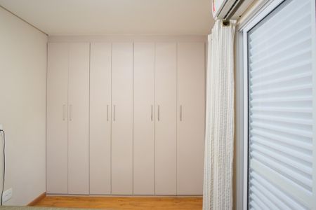 Casa à venda com 171m², 3 quartos e 2 vagasQuarto 1