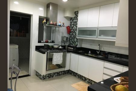 Apartamento à venda com 111m², 3 quartos e 2 vagasFoto 03