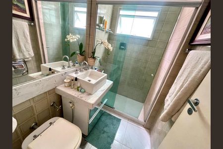 Apartamento à venda com 80m², 2 quartos e 1 vaga
