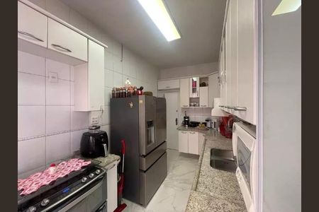 Apartamento à venda com 130m², 3 quartos e 1 vaga