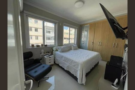 Apartamento à venda com 130m², 3 quartos e 1 vaga