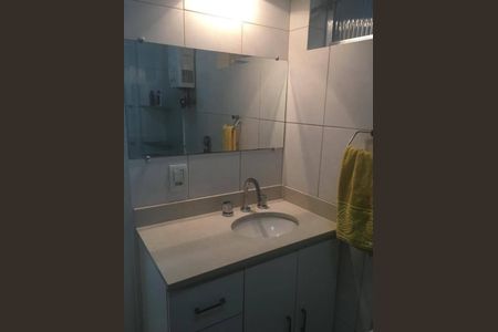 Apartamento à venda com 72m², 2 quartos e sem vaga