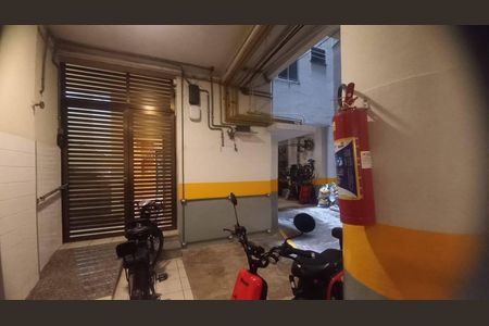 Apartamento à venda com 72m², 2 quartos e sem vaga