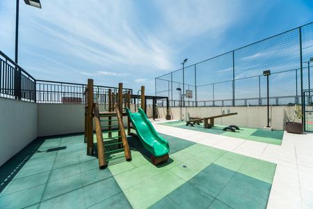 Apartamento à venda com 56m², 2 quartos e 1 vaga Apartamento à venda com 56m², 2 quartos e 1 vagaÁrea comum - Playground