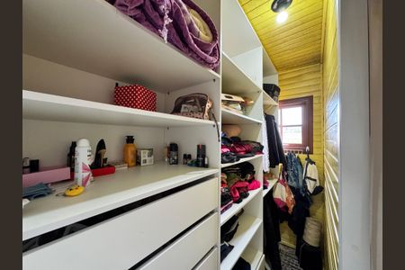 Casa à venda com 150m², 4 quartos e 1 vaga Casa à venda com 150m², 4 quartos e 1 vagaQuarto 1