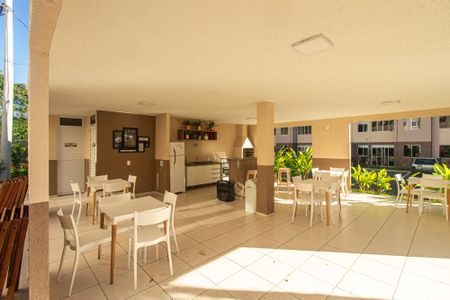 Apartamento para alugar com 42m², 2 quartos e 1 vaga Apartamento para alugar com 42m², 2 quartos e 1 vagaÁrea comum - Salão de festas