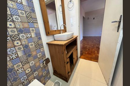 Apartamento para alugar com 59m², 1 quarto e sem vaga Apartamento para alugar com 59m², 1 quarto e sem vagaBanheiro