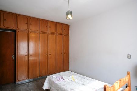 Casa à venda com 280m², 5 quartos e 3 vagasSuíte