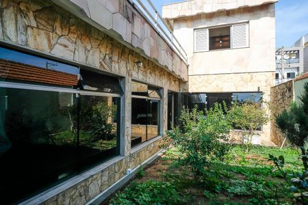 Casa à venda com 280m², 5 quartos e 3 vagasJardim