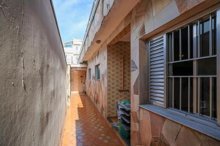 Casa à venda com 280m², 5 quartos e 3 vagasCorredor