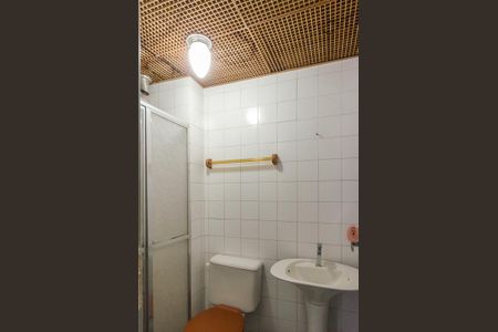 Apartamento à venda com 55m², 2 quartos e sem vaga Apartamento à venda com 55m², 2 quartos e sem vagaBanheiro