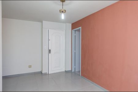 Apartamento à venda com 55m², 2 quartos e sem vaga Apartamento à venda com 55m², 2 quartos e sem vagaSala