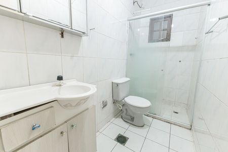 Casa à venda com 130m², 3 quartos e 5 vagas Casa à venda com 130m², 3 quartos e 5 vagasBanheiro Social
