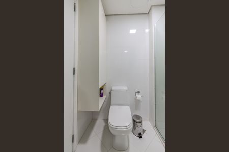Apartamento à venda com 105m², 3 quartos e 1 vaga Apartamento à venda com 105m², 3 quartos e 1 vagaBanheiro da Suíte