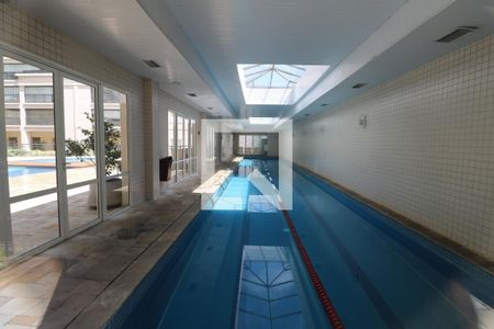 Apartamento à venda com 160m², 3 quartos e 2 vagas Apartamento à venda com 160m², 3 quartos e 2 vagasPiscina coberta